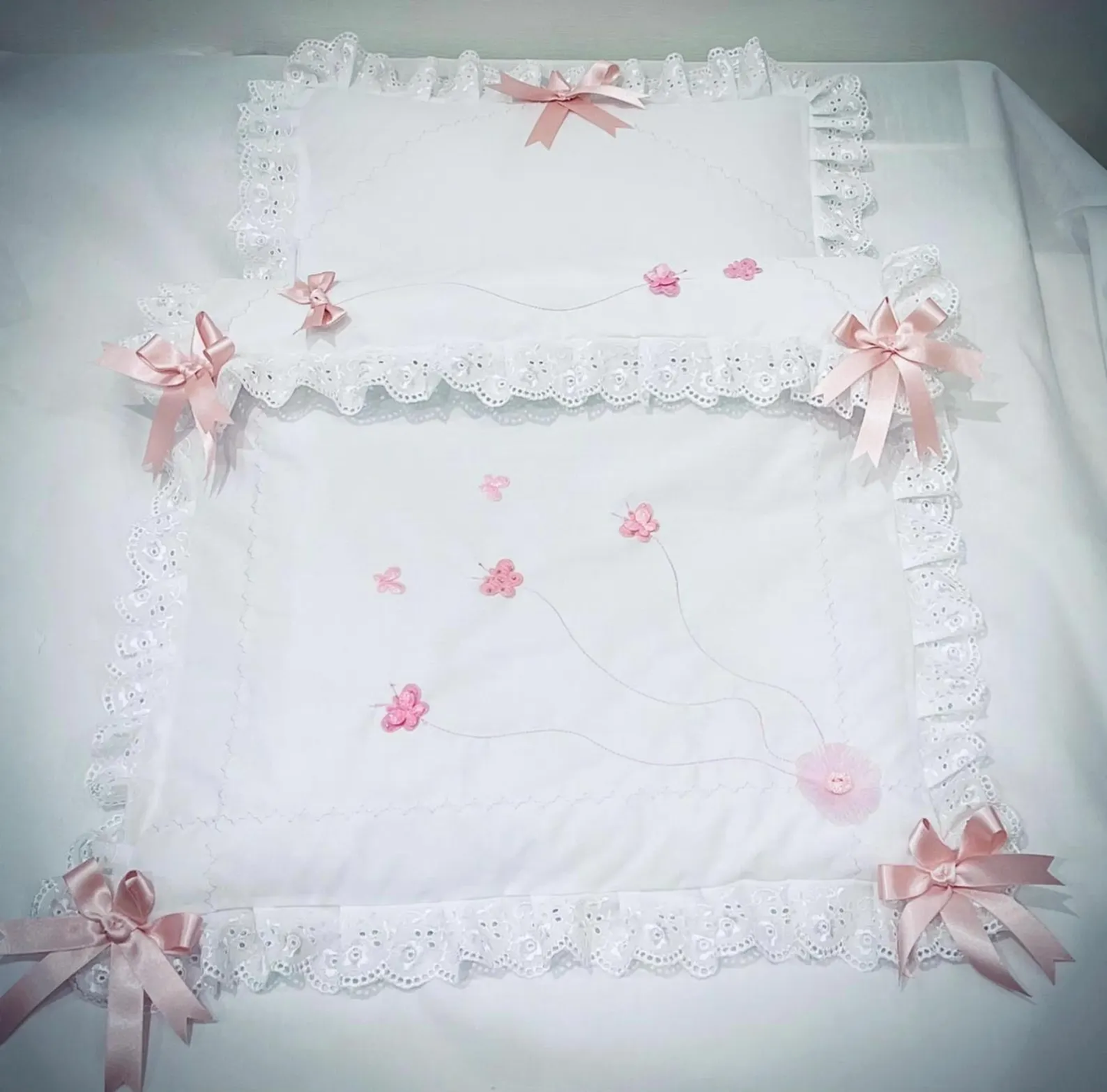 Flutterby Fancy ! Doll's Pram quilt set * Will fit Silver Cross coach built doll's pram