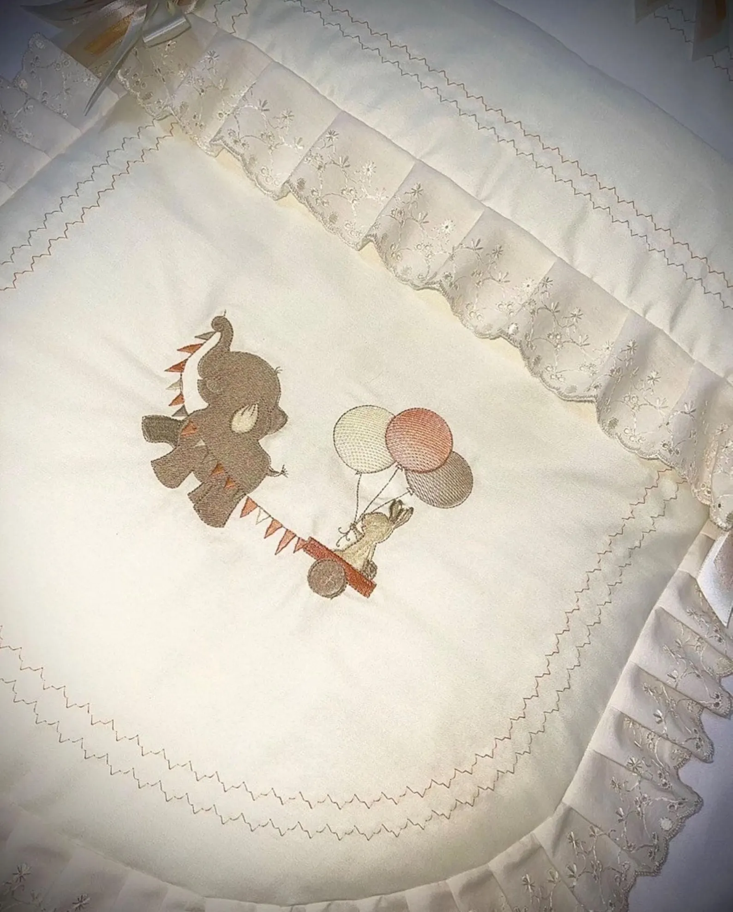 Baby Pram Quilt and Pillow Set to fit Venicci, Mamas Papas, Any pram Ivory fabric & Brown and Cream embroidered design.